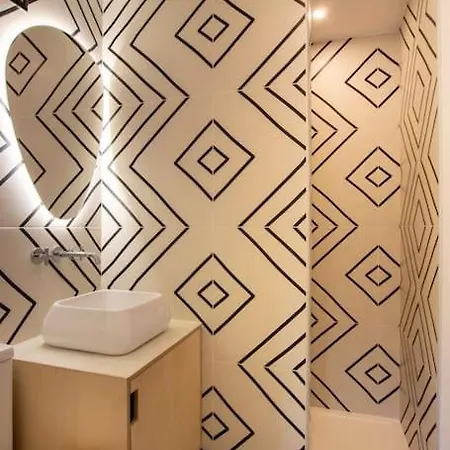 Junior Saint-tropez, Rénové 2023, Plein Centre, Piscine, Climatisé! Saint-Tropez