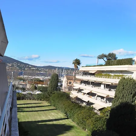Appartement Junior Saint-tropez, Rénové 2023, Plein Centre, Piscine, Climatisé!