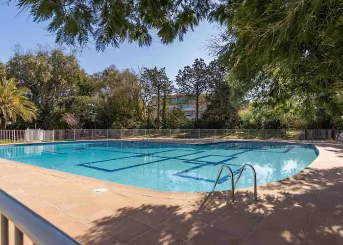 Apartman Centre Charme, Piscine, Parking & Climatisation Saint-Tropez