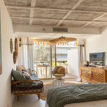 Apartamento Junior Saint-tropez, Renove 2023, Plein Centre, Piscine, Climatise! *