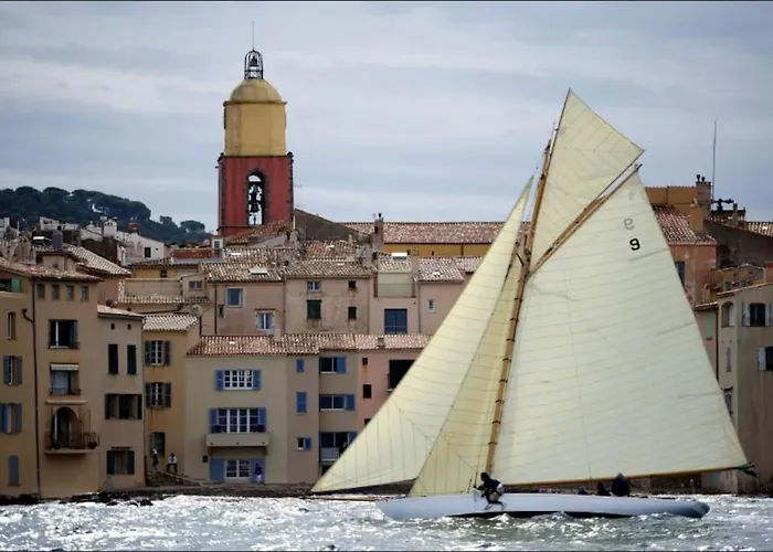 Apartamento Centre Charme, Piscine, Parking & Climatisation