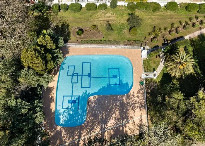 Apartamento Centre Charme, Piscine, Parking & Climatisation Saint-Tropez